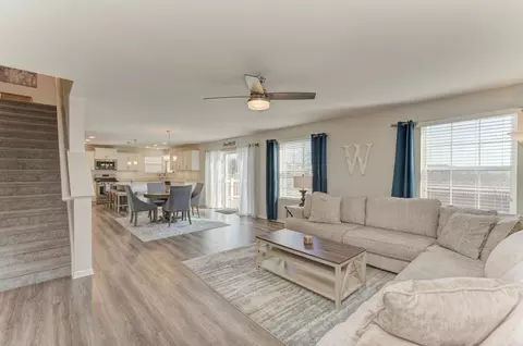 Living - 13518 Arborview Cir, Plainfield, IL 60585 photo 6 of 9