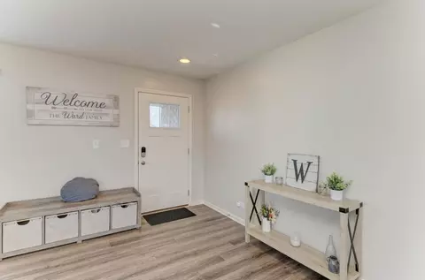 Entry Way - 13518 Arborview Cir, Plainfield, IL 60585 photo 1 of 2