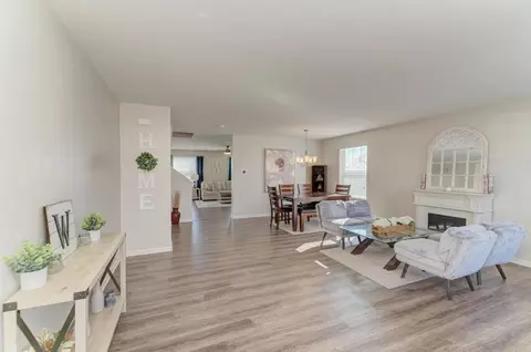 Dining - 13518 Arborview Cir, Plainfield, IL 60585 photo 1 of 6