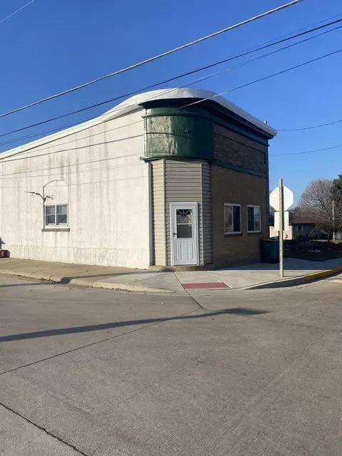 101 W Hennepin St, Mark, IL 61340 photo 2