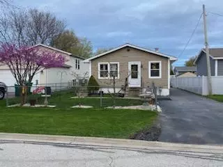 1307 Ridgeway St, Round Lake Beach, IL 60073