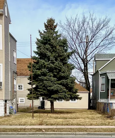 4348 W 31st St, Chicago, IL 60623