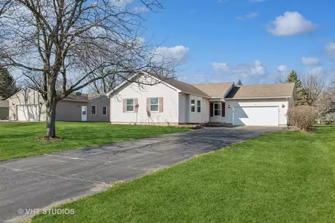 11209 Donald Dr, Huntley, IL 60142