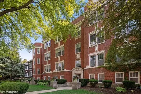 127 Washington Blvd #3, Oak Park, IL 60302
