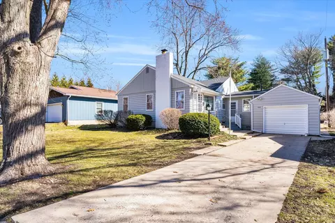 606 S Draper Ave, Champaign, IL 61821