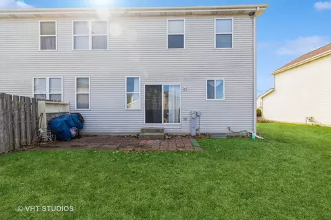 Exterior - 28812 Bakers Dr, Lakemoor, IL 60051 photo 2 of 3