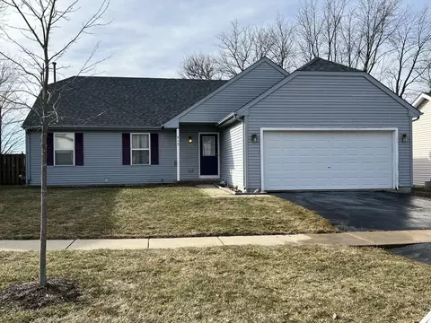 515 Iona Ln, Harvard, IL 60033