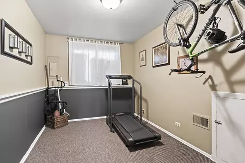 Other - 772 Circle Dr, Roselle, IL 60172 photo 3 of 5
