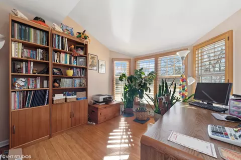 Living - 3058 Dell Pl, Glenview, IL 60025 photo 3 of 3