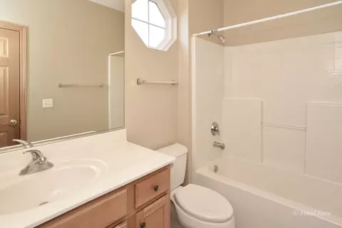 2711 Bush Ter, Mchenry, IL 60050 photo 9