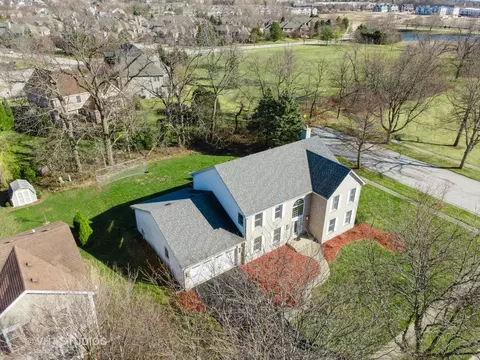 3614 Charlemagne Ln, Saint Charles, IL 60174