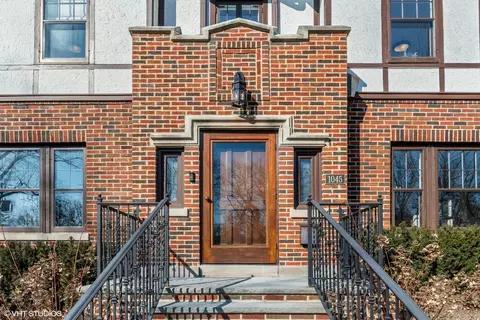 Exterior - 1045 Pine St, Winnetka, IL 60093 photo 3 of 13