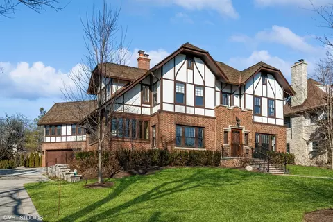 Exterior - 1045 Pine St, Winnetka, IL 60093 photo 2 of 13