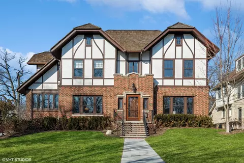Exterior - 1045 Pine St, Winnetka, IL 60093 photo 13 of 13