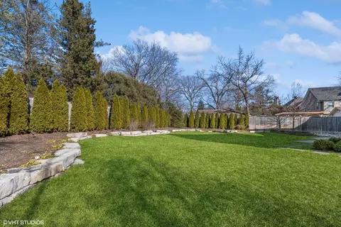 Exterior - 1045 Pine St, Winnetka, IL 60093 photo 12 of 13