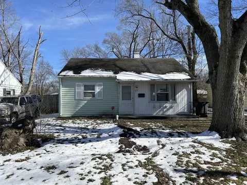 921 Giddings St, Danville, IL 61832