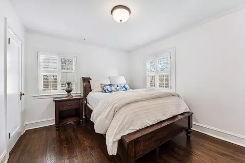 Bedroom - 516 Meadow Rd, Winnetka, IL 60093 photo 4 of 5
