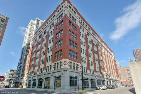 732 S Financial Pl #301, Chicago, IL 60605