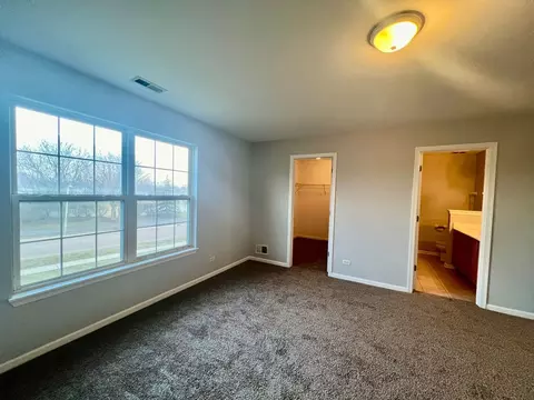 2328 Georgetown Cir, Aurora, IL 60503 photo 7