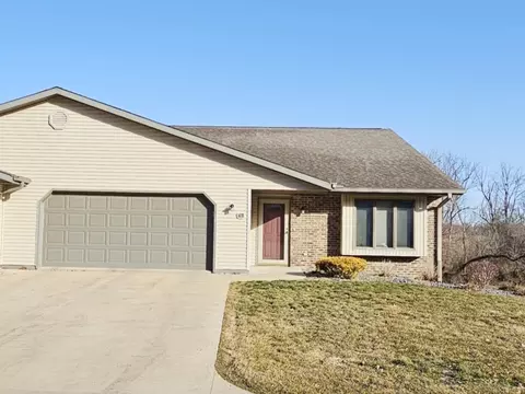 708 Milnes Dr #0, Morrison, IL 61270