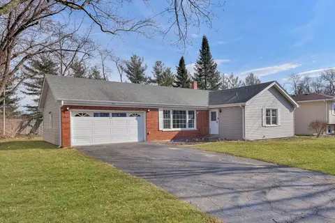 3 S161 Arboretum Rd, Glen Ellyn, IL 60137