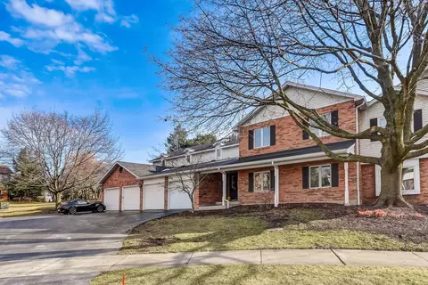 628 Dana Ct #C, Naperville, IL 60563