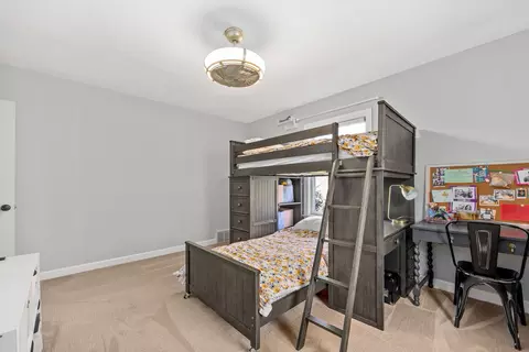 Bedroom - 719 E Willow Ave, Wheaton, IL 60187 photo 5 of 7