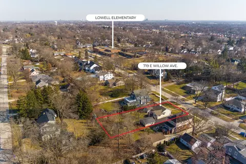 View/Area - 719 E Willow Ave, Wheaton, IL 60187 photo 1 of 2