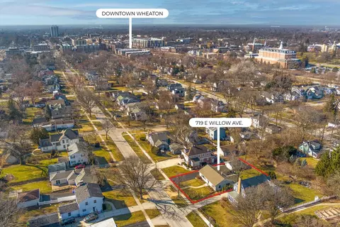 View/Area - 719 E Willow Ave, Wheaton, IL 60187 photo 2 of 2