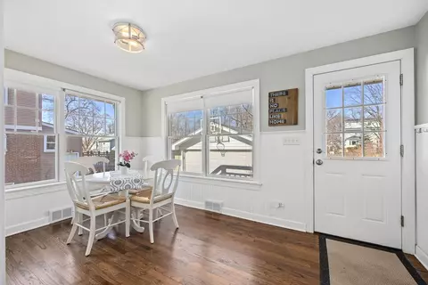 Dining - 719 E Willow Ave, Wheaton, IL 60187 photo 2 of 5