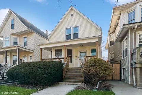 3722 N Drake Ave, Chicago, IL 60618