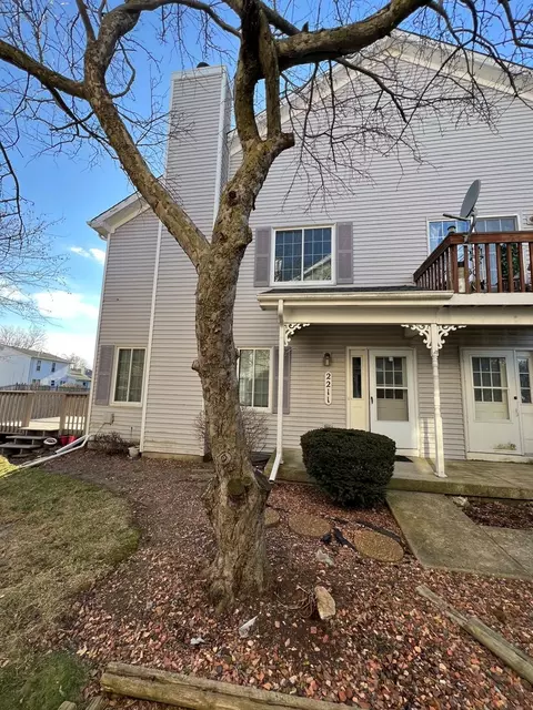 2211 Colorado Ave #3, Elgin, IL 60123