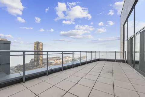 450 E Waterside Dr #1706, Chicago, IL 60601 photo 34