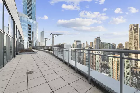 450 E Waterside Dr #1706, Chicago, IL 60601 photo 35