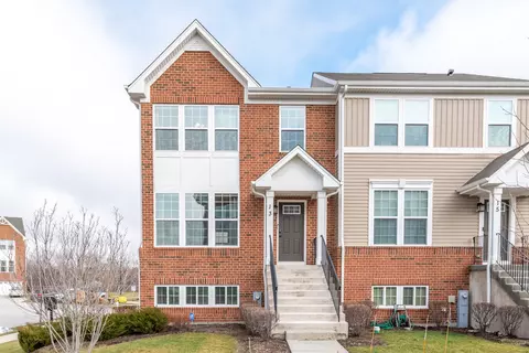 13 Nicholas Dr E, Des Plaines, IL 60016 photo 35