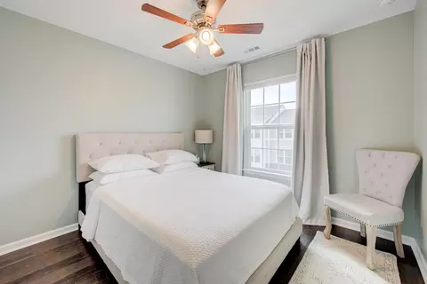 13 Nicholas Dr E, Des Plaines, IL 60016 photo 29