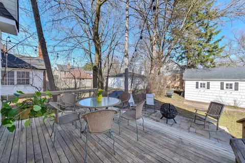 Exterior - 515 E Prairie Ave, Wheaton, IL 60187 photo 5 of 6