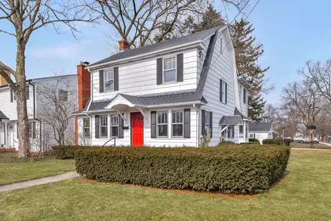 Exterior - 515 E Prairie Ave, Wheaton, IL 60187 photo 2 of 6