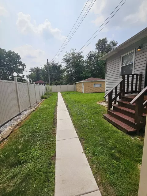 Exterior - 1253 E 95th Pl, Chicago, IL 60628 photo 4 of 4