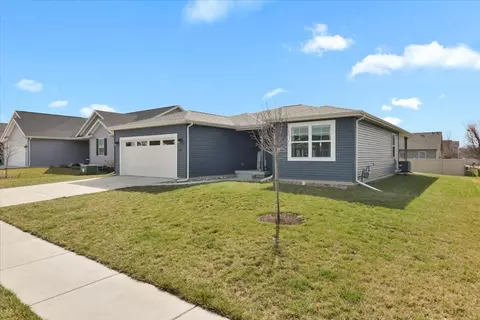 Exterior - 311 Bobwhite Way, Normal, IL 61761 photo 6 of 6