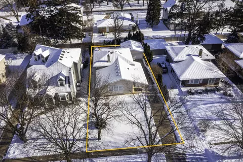 View/Area - 846 N Eagle St, Naperville, IL 60563 photo 1 of 3