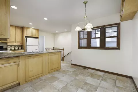 Kitchen - 846 N Eagle St, Naperville, IL 60563 photo 4 of 6