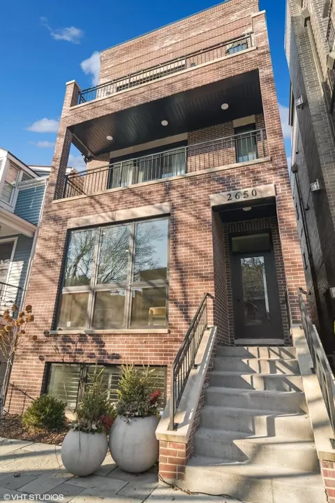 2650 N Racine Ave #1, Chicago, IL 60614