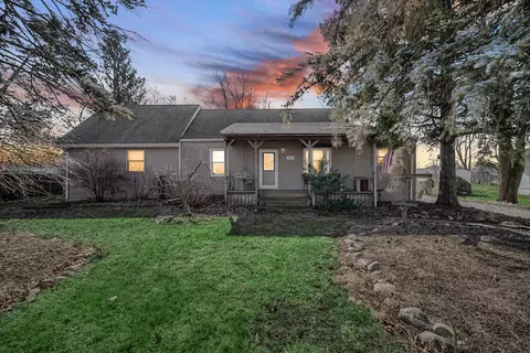 1331 E Division St, Lockport, IL 60441