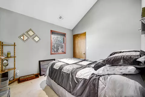 Bedroom - 1331 E Division St, Lockport, IL 60441 photo 3 of 4