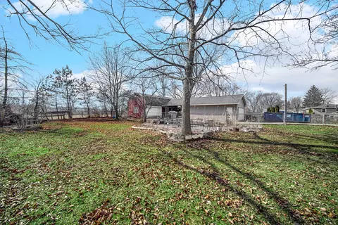 Exterior - 1331 E Division St, Lockport, IL 60441 photo 7 of 7