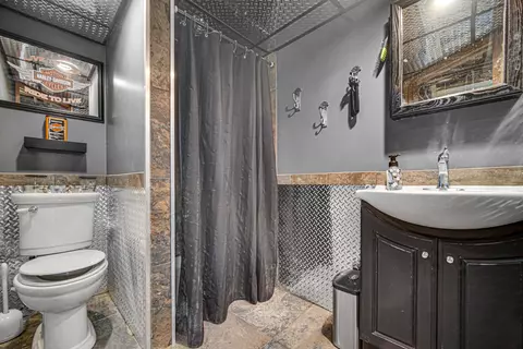 Bath - 1331 E Division St, Lockport, IL 60441 photo 3 of 3