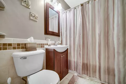 Bath - 1331 E Division St, Lockport, IL 60441 photo 2 of 3