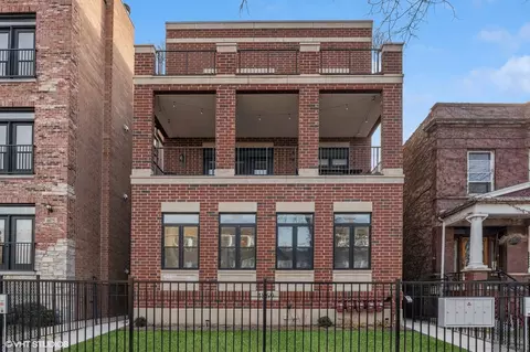 4869 N Ashland Ave #1R, Chicago, IL 60640