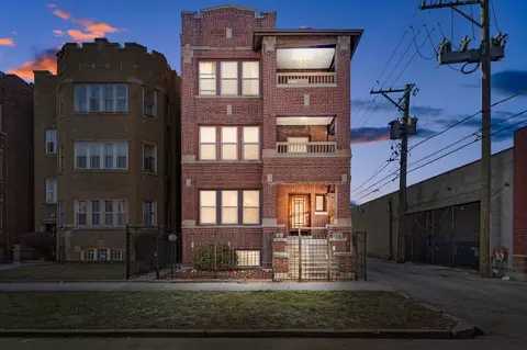 7914 S Champlain Ave, Chicago, IL 60619